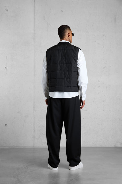 BLACK PUFFER VEST