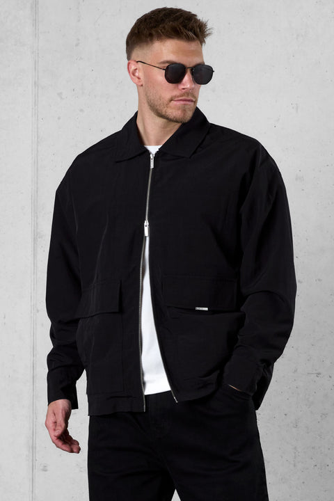 BLACK NYLON OVERSIZED JACKET