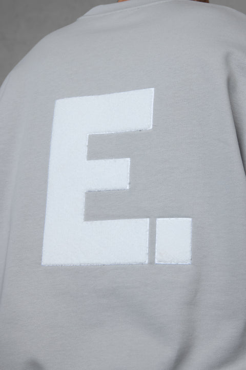 GREY E. STATEMENT OVERSIZED SWEATER