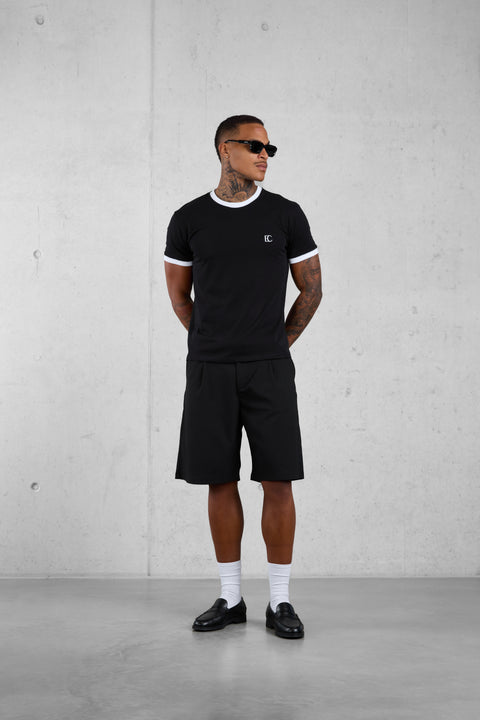 BLACK CONTRAST TEE