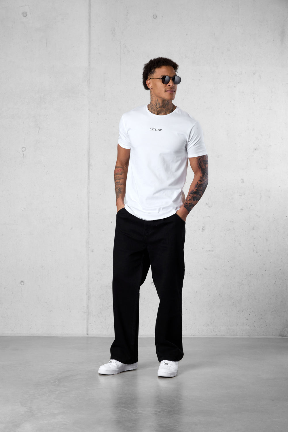 WHITE BASIC TEE